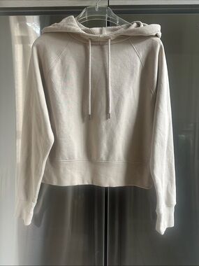 Universal Thread Hooded Sweatshirt in Light Beige size small